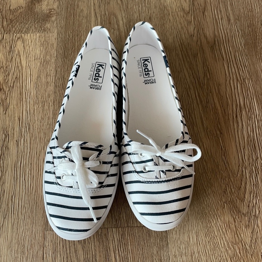 Keds Teacup Breton Stripe in White Navy!